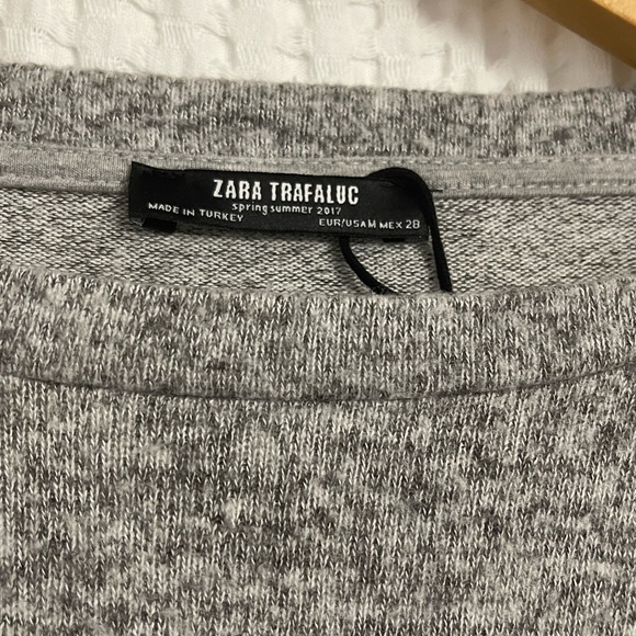 Zara Trafaluc | Bell Sleeve | Size Medium - Picture 4 of 5
